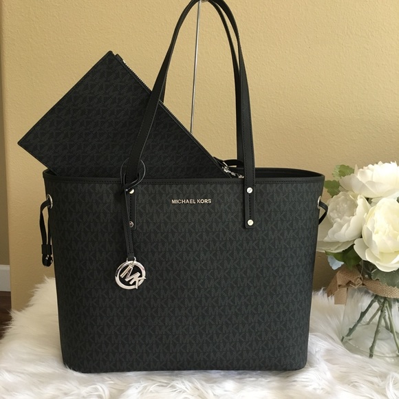 New Michael Kors Large Tote Bag &Matching Wristlet - Picture 2 of 7